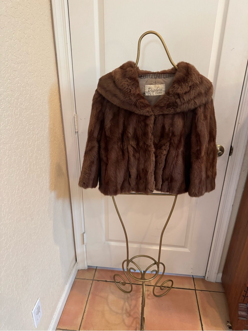 Duplers Furs Chocolate Brown Vintage Mink Fur Jacket